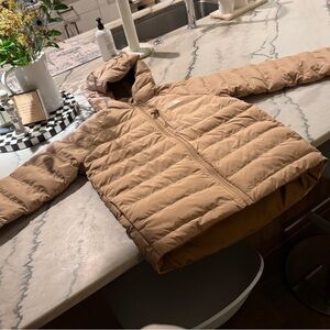 NWT the North Face Tan  doublesided Jacket with Logo.